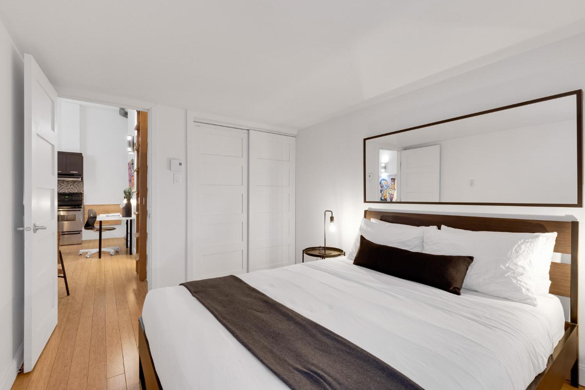 Liv Mtl Main Aparthotel Montréal Eksteriør bilde