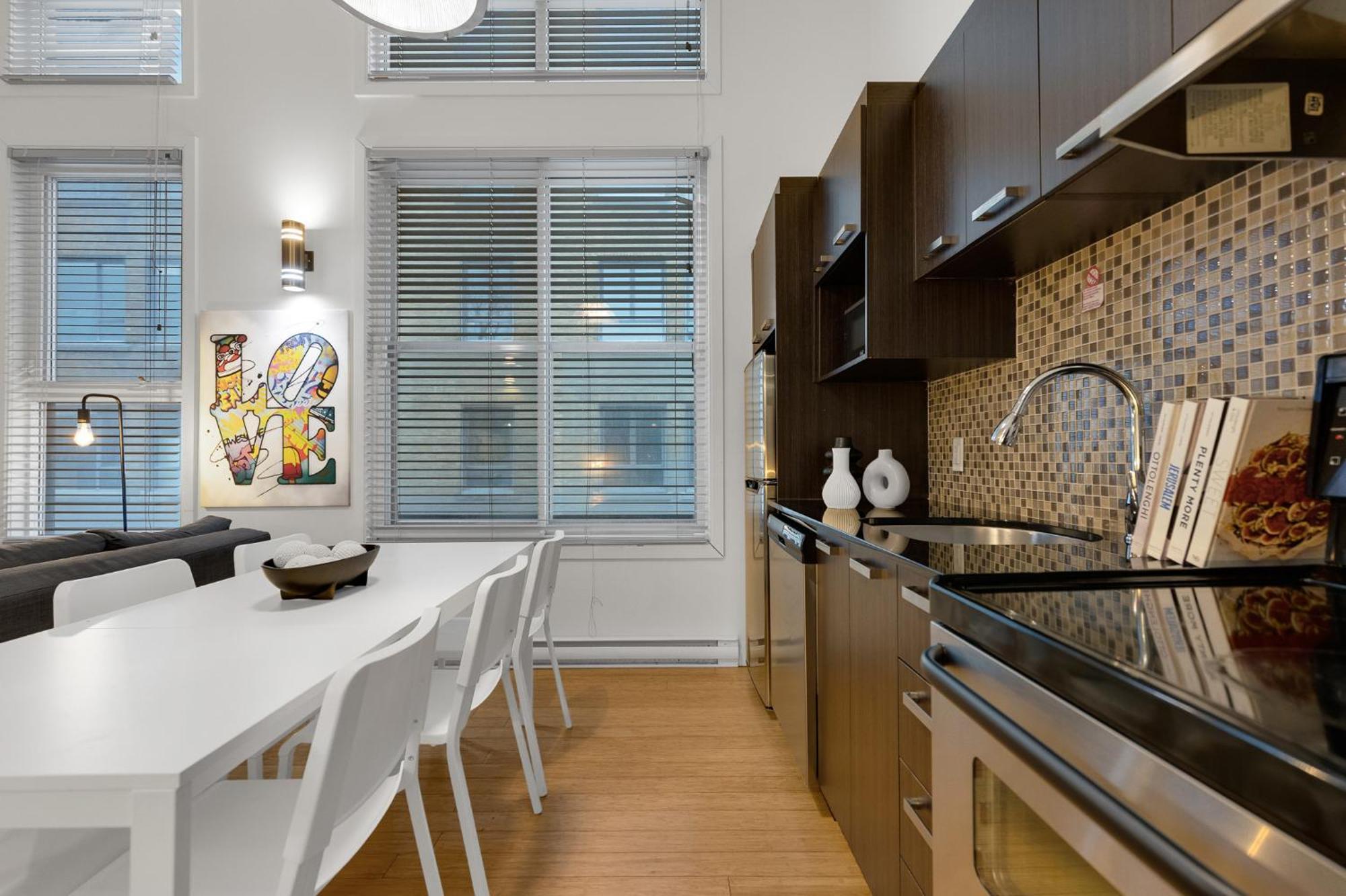 Liv Mtl Main Aparthotel Montréal Eksteriør bilde